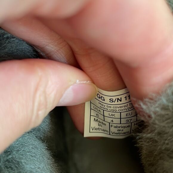 UGG Classic Ultra Mini Forest Night USA Women Size 6/UK 4/EU 37 - Picture 12 of 15